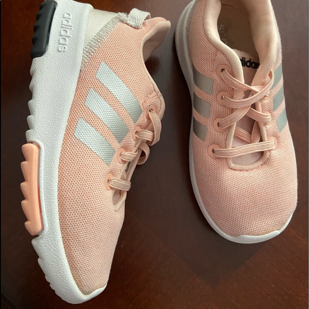 Adidas size 8 toddler